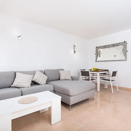 Home2book Palomita Pool & Terrace Κοραλέχο